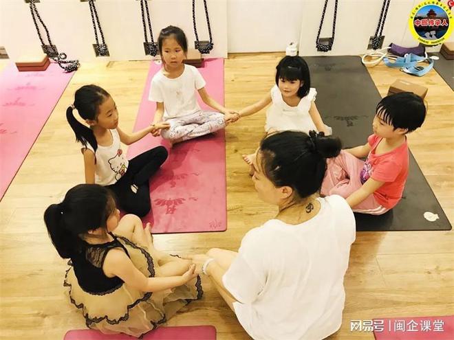 巴克提瑜伽健身术传承人——福州巴克提瑜伽学院院长林铮(图5)